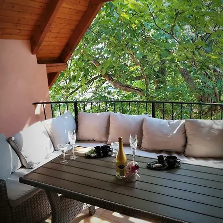 Szita Apartman バダチョニトマイ