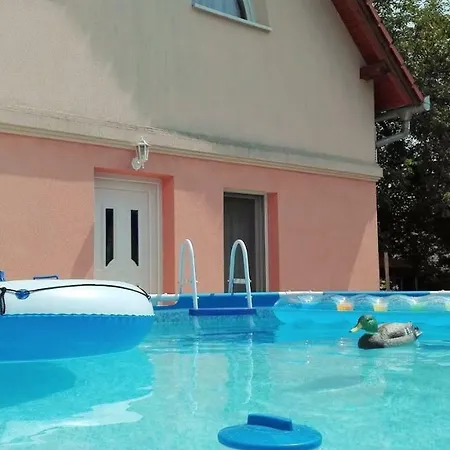 Szita Apartman アパート *